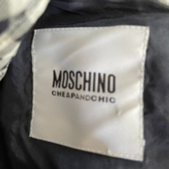 29. Moschino Vintage Blue and White Jacket, Size 10 - Beautiful Detail - Picture 6 of 14